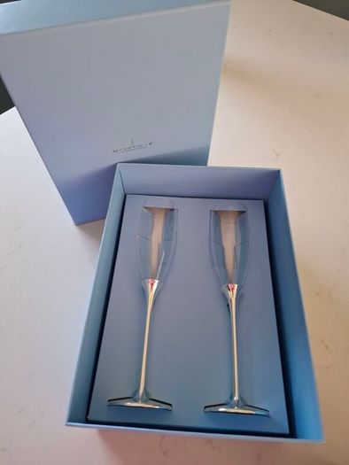 Pair of Newbridge Champagne Flutes
