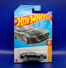 Hot Wheels Super Treasure Hunt 2020 Jaguar F-Type, new.
