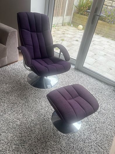 DFS Recliner seat and foot stool