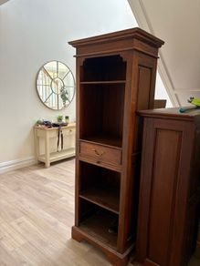 Solid Wood Display Unit