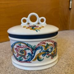 vintage Elizabeth Arden Palais de Versailles porcelain lidded trinket jar