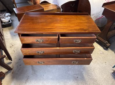 Antique Chest of Drawers