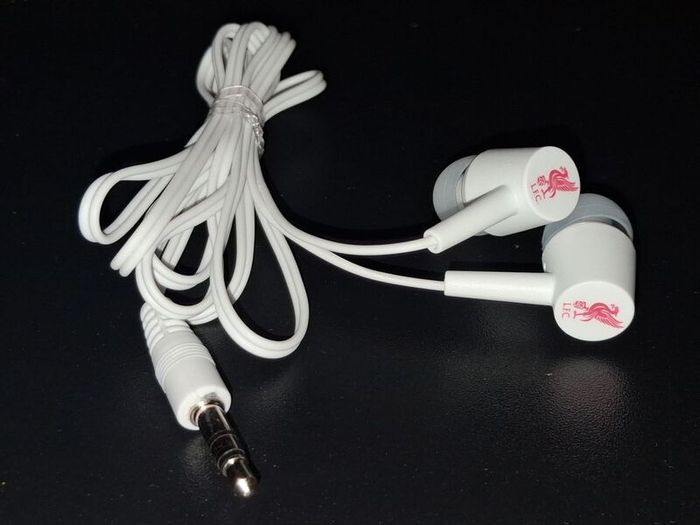 Buy 2 Get 1 Free!! - Only 1 Each!! - Brand New Wired Earphones