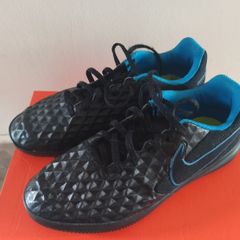 Tempo Nike astro shoes