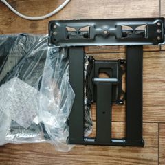 Heavy-Duty Full Motion TV Wall Mount. Excellent Condition!