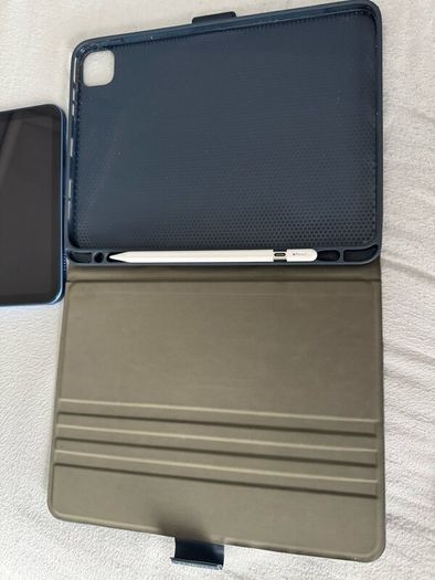 iPad 10 Generation 64GB + Apple Pencil + Case
