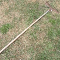 Garden rake