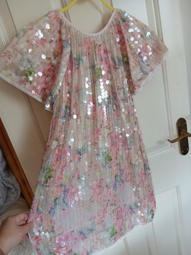 Leigh Tucker beautiful sequin party dress