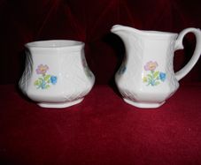 1960's "SADLER" Milk Jug & Sugar Bowl Set.