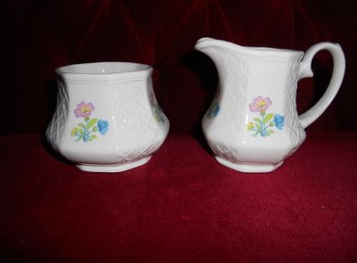 1960's "SADLER" Milk Jug & Sugar Bowl Set.