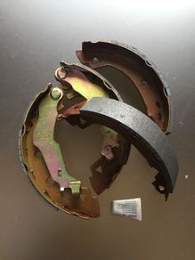 Rear Brake Shoes (Fiat  Alfa Romeo)