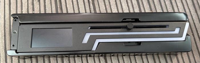 GPU holder with LCD and ARGB / Boxed