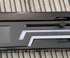 GPU holder with LCD and ARGB / Boxed
