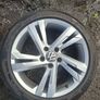 17" Genuine Vw Valencia Alloys with tyres Image 4