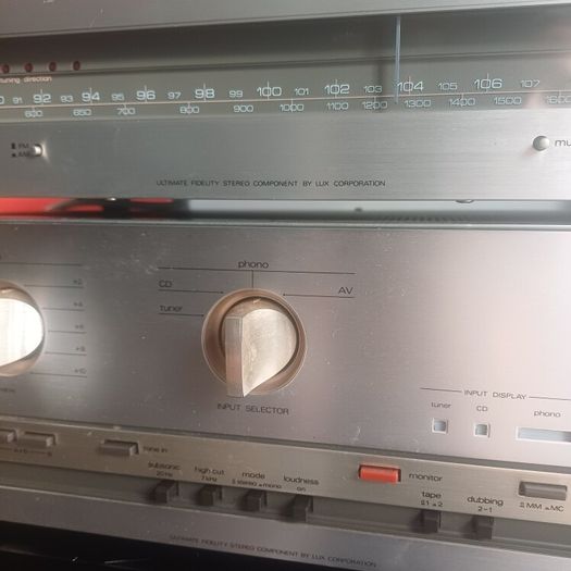 Hifi Gold from the Japanese giants Luxman L405 integrated Amplifier and T111 Tuner