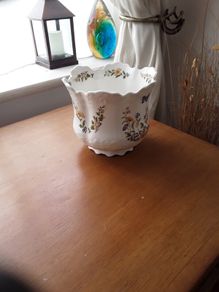 ceramic flower pot