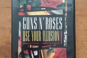 Guns n Roses - Use Your Illusion - World Tour - 1992 In Tokyo
