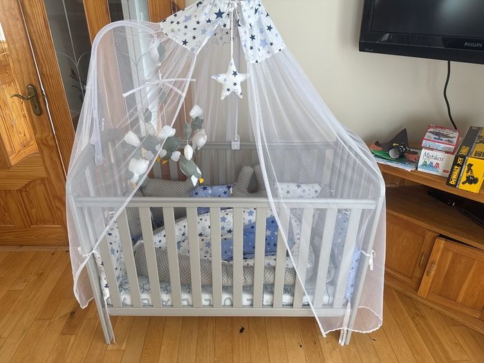 sleeping cot