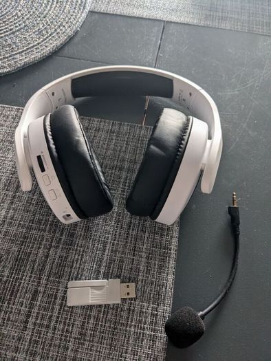 Wireless headphones