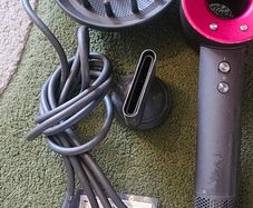 Dyson  supersonic  hairdryer