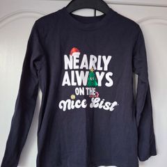 Dunnes Nearly Always on the Nice List lightweight long-sleeved top (6-7 years)