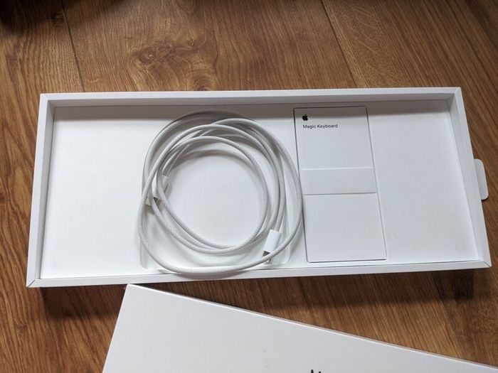 Magic keyboard + magic mouse
