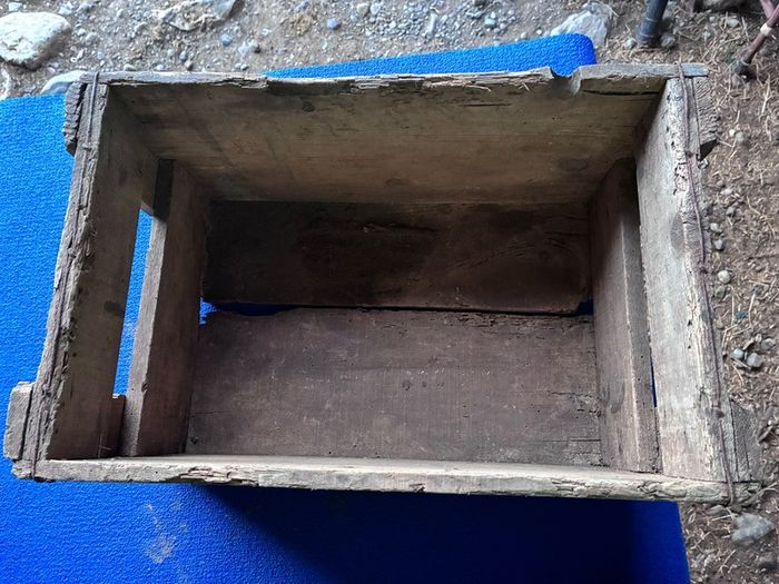 vintage Carlsberg crate