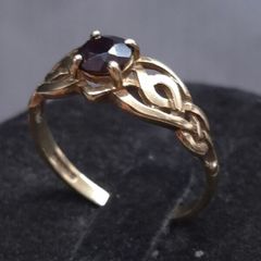 Vintage Fully Hallmarked Gold Garnet Ring Birmingham  Size 57