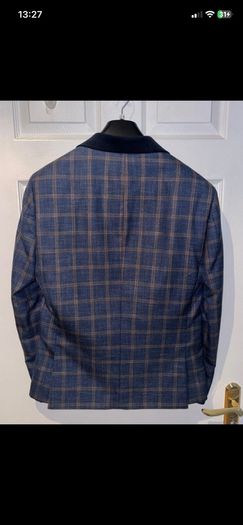 Mens suit