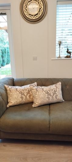 Paul Costelloe cushions 40x60cm brand new