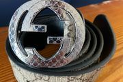 Belt. New. Unwanted gift. Made in Italy