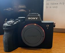 Sony A7iv - Excellent Condition (Low Shutter Count)