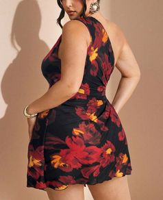 BNWT Beautiful Summer Dress size 20 + matching accessories available