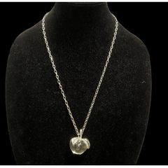 Nina ricci necklace