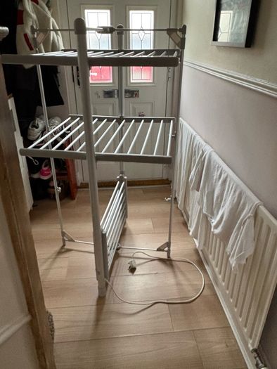 heated clothes airer