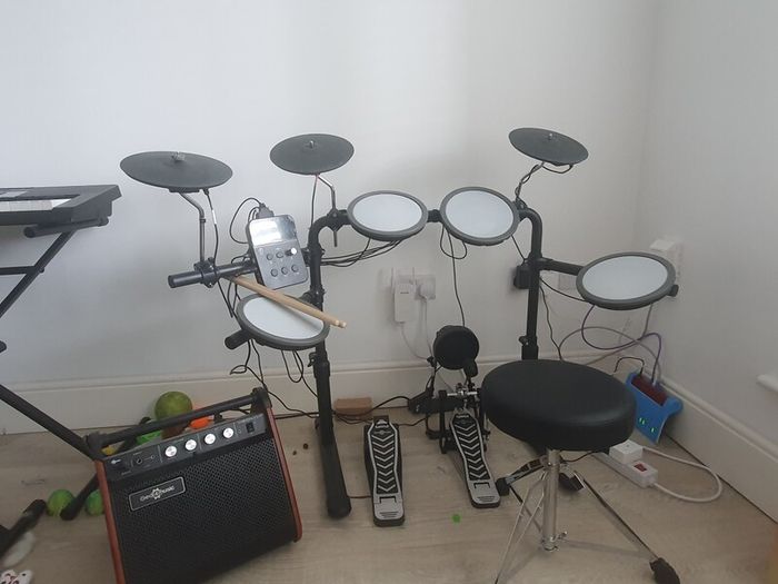 Electric drum kit