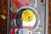 D I Y  Van double door Master Lock security