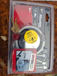 D I Y  Van double door Master Lock security