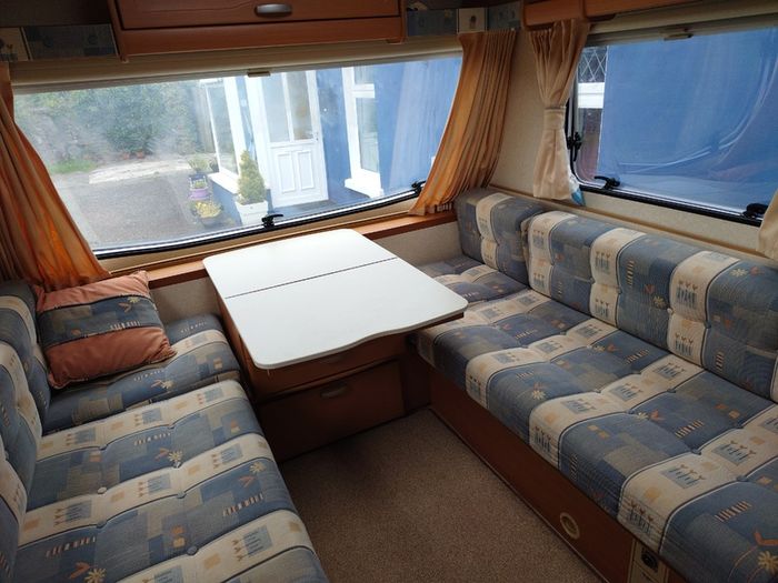 Bailey Ranger 550/6 - 6 berth caravan