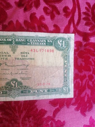 1976 Ireland One Pound Banknote