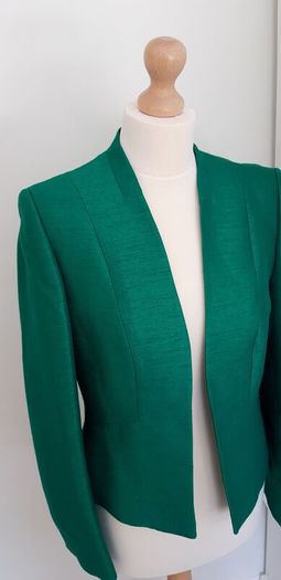 Beautiful New Unworn Jacques Vert Emerald Bolero