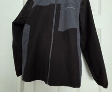 xl kids monterain tracksuit