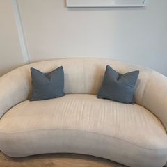 Sklum Curved cream sofa