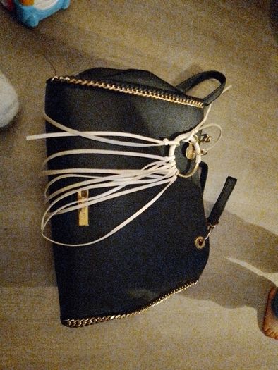 Handbag