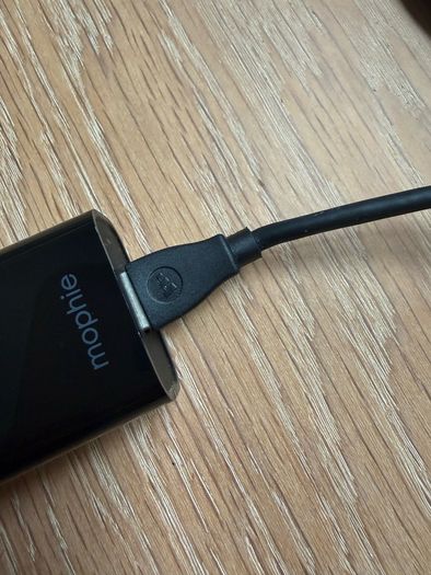Morphie universal charge stream charging pad+ 10w