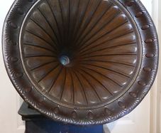 Antique  Original Graphophone Wind Up Gramophone ,Original Horn doesn't work