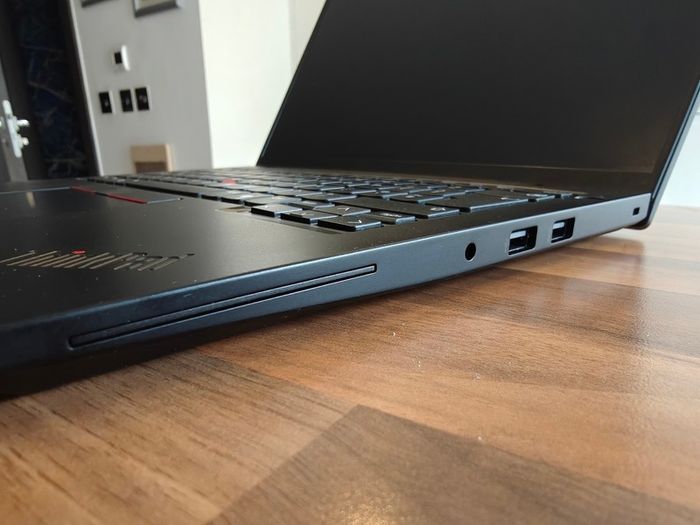 Lenovo ThinkPad L14 Gen5 Laptop | AMD Ryzen 5 Pro | 16GB | 14" WUXGA | 256GB | Win11
