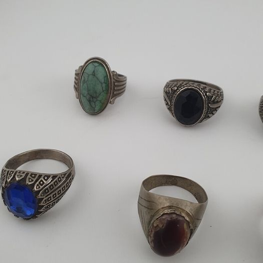 15 Old Fashioned Brass Rings Rustic Decorative Jewellery Lot