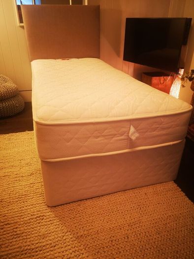 Respa single mattress and divan bed