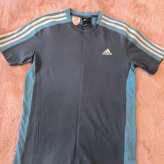 Adidas T-shirt